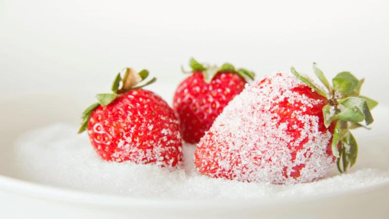 How To Freeze Strawberries With Sugar