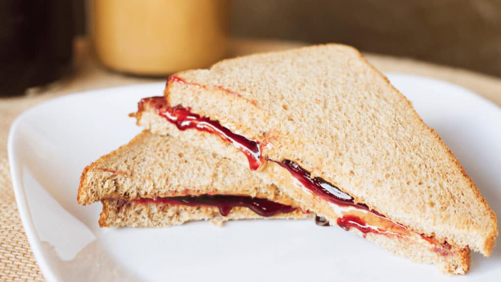 Do Peanut Butter and Jelly Sandwiches Need to be Refrigerated
