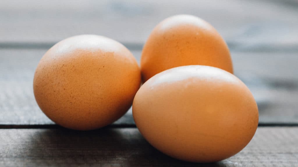 How Long Eggs Can Be Unrefrigerated Before Becoming Unsafe to Eat