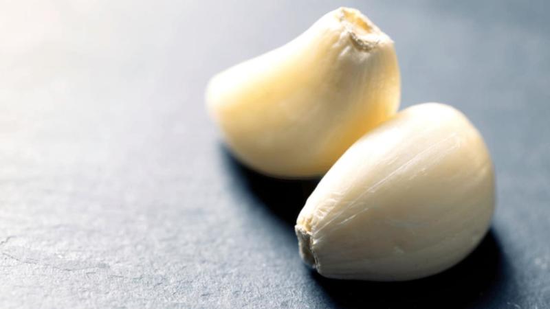 How Much Minced Garlic is One Clove