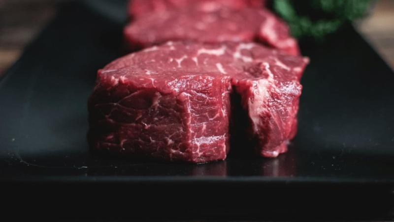 Left Meat Out to Thaw and Forgot It – Is It Safe to Eat?