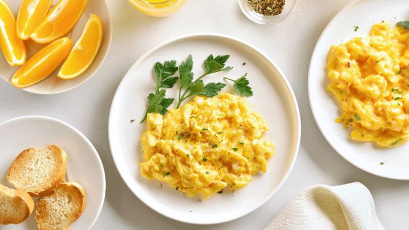 How To Make Scrambled Eggs Without Butter – This is How!