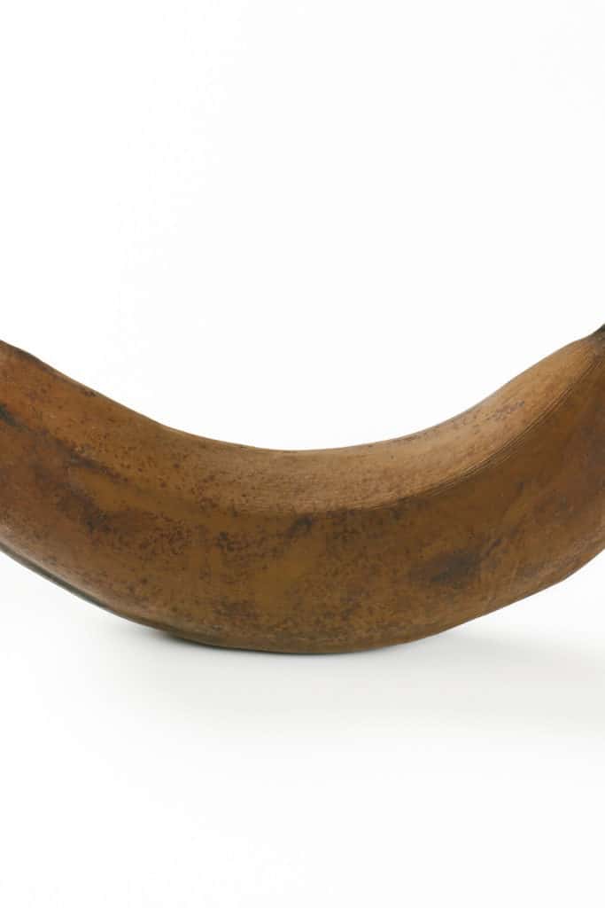 Brown bananas will have a higher sugar content