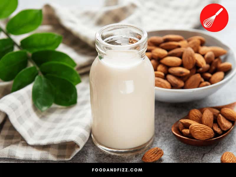 Almond milk has the same benefits as whole almonds, and is a good option for those who are lactose intolerant.