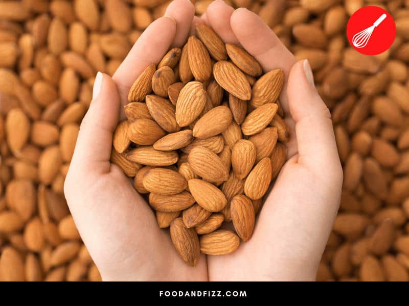 How Many Almonds in ¼ Cup? 6 Best Ways to Tell